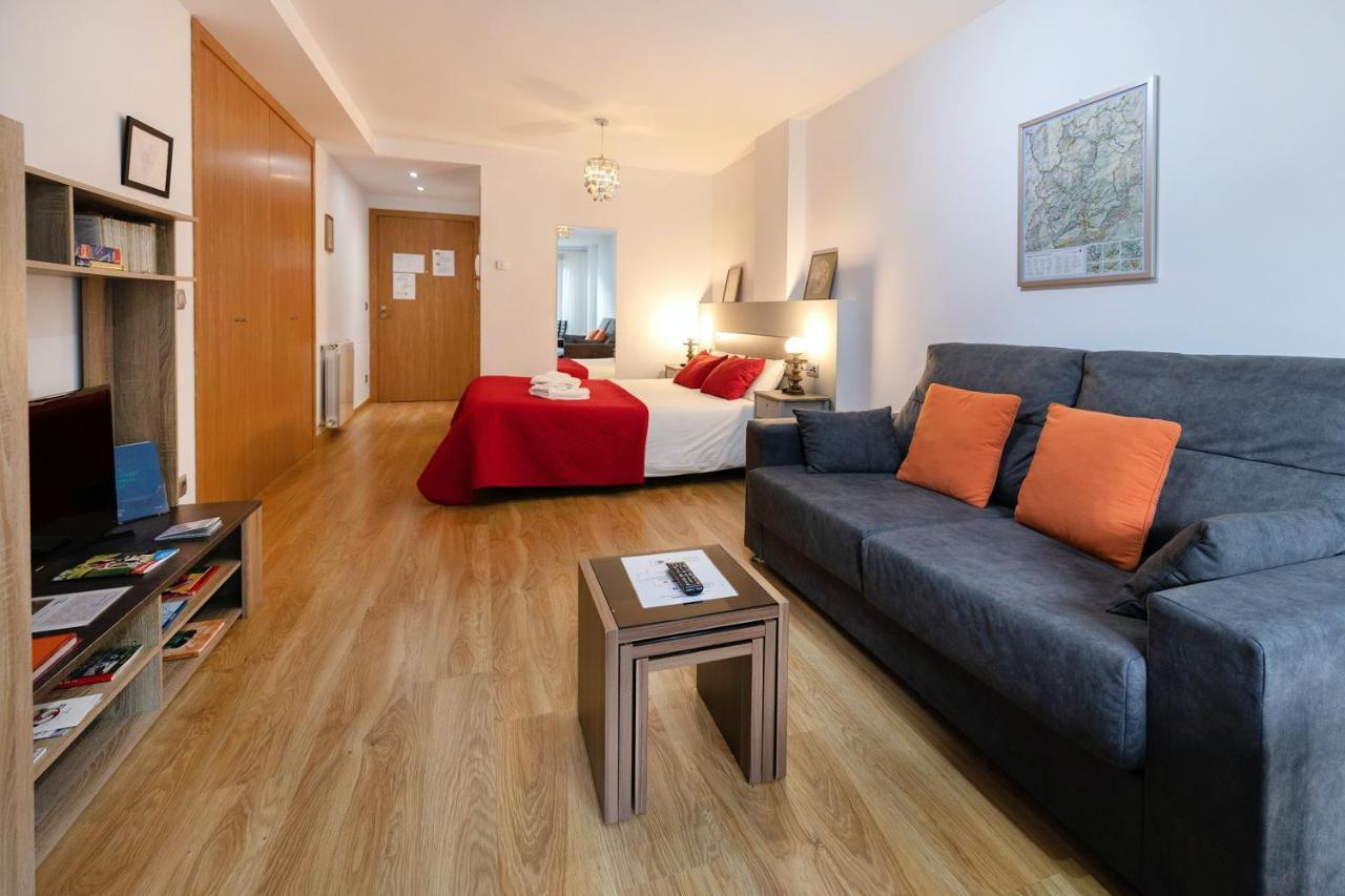 Comfortable With Mountain View In 40 M² + Storage Arinsal